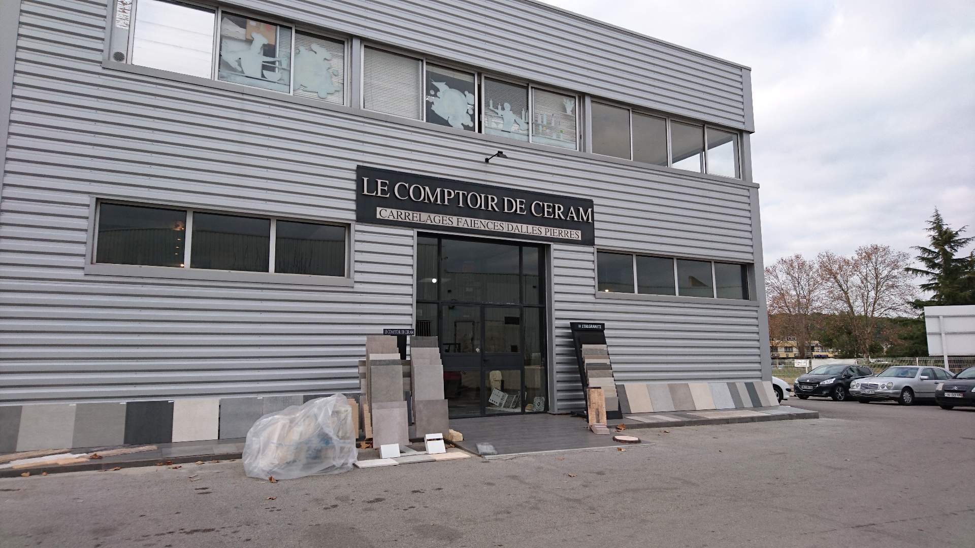 Vente et pose de carrelage Jacou près de Montpellier Le Comptoir de ceram