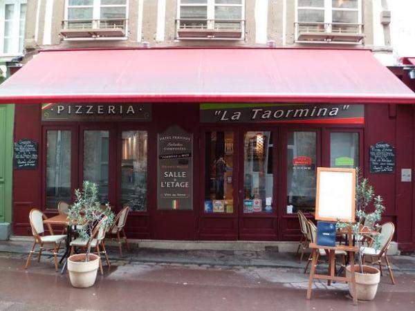 Pizzeria restaurant italien cuisson au feu de bois Rouen et livraison La Taormina