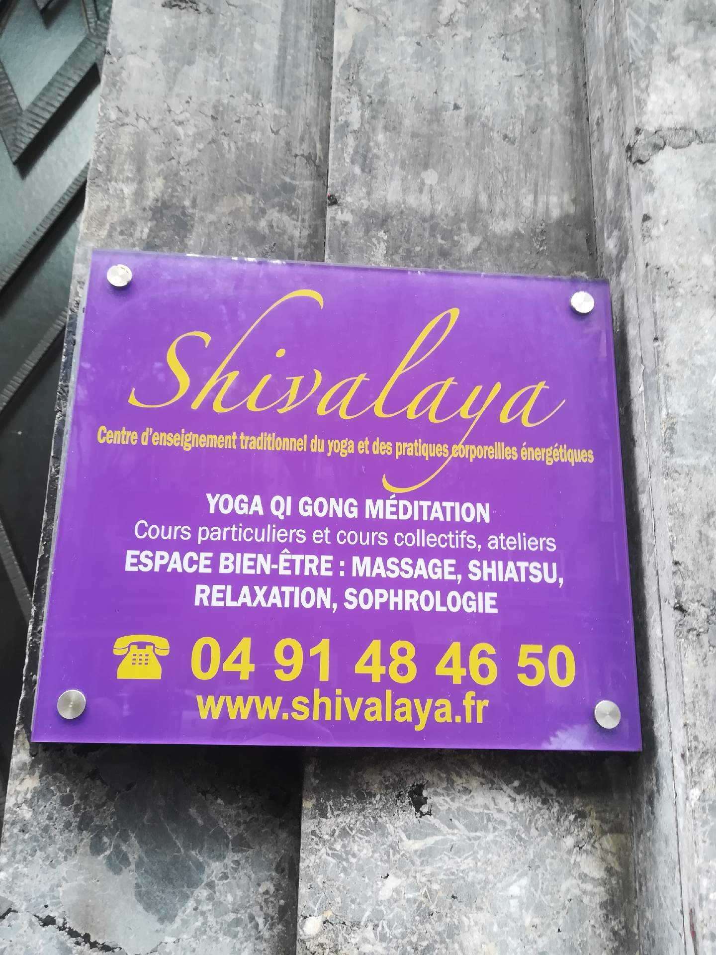 centre d'enseignement du yoga Marseille centre-ville Shivalaya