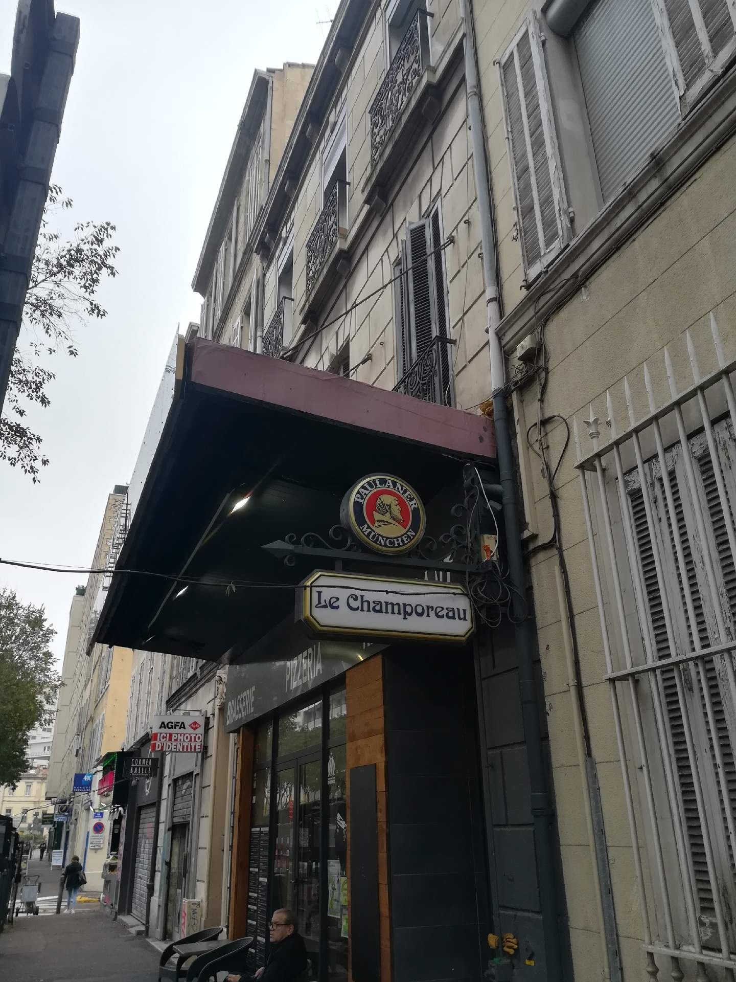 restaurant pizzeria pas cher Marseille 5e le champoreau