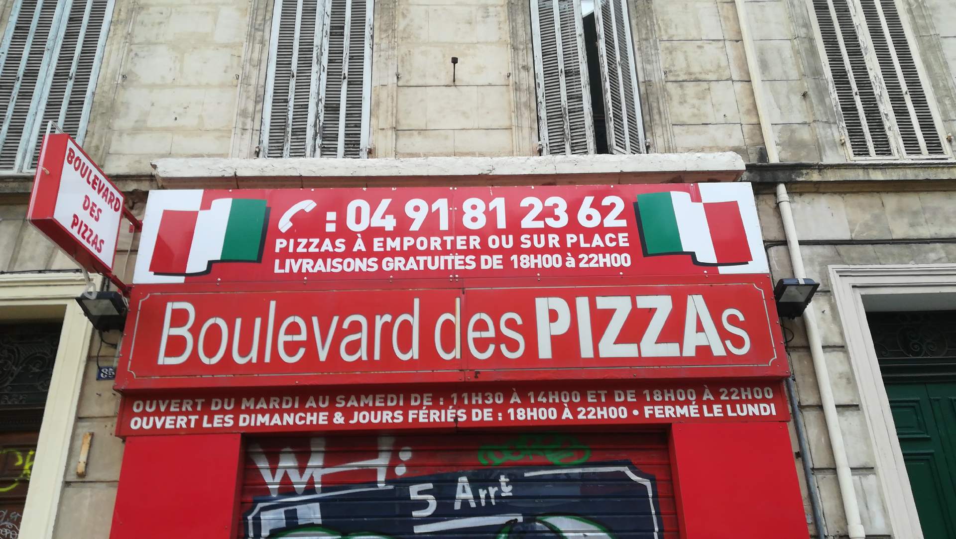 Restaurant Pizzeria sur place ou à emporter Marseille 13005 chave Boulevard des pizzas