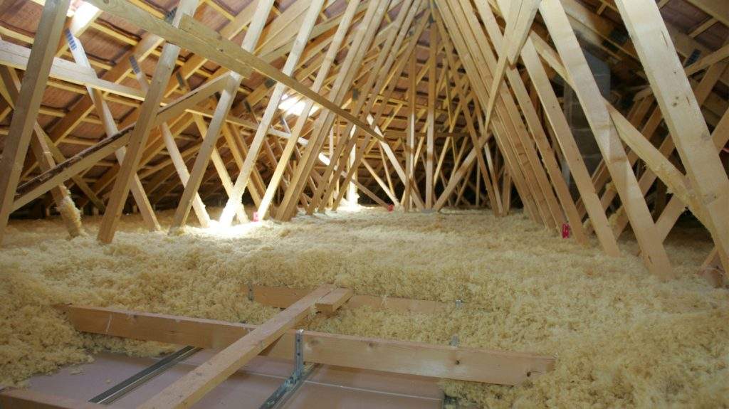 Comment isoler ses combles de maison Écully AP habitat