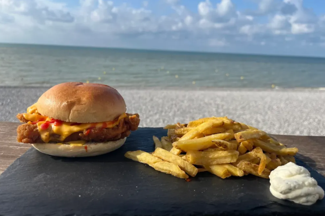 Restaurant Beach Boy Le Havre : Burgers & Taps avec Vue Mer