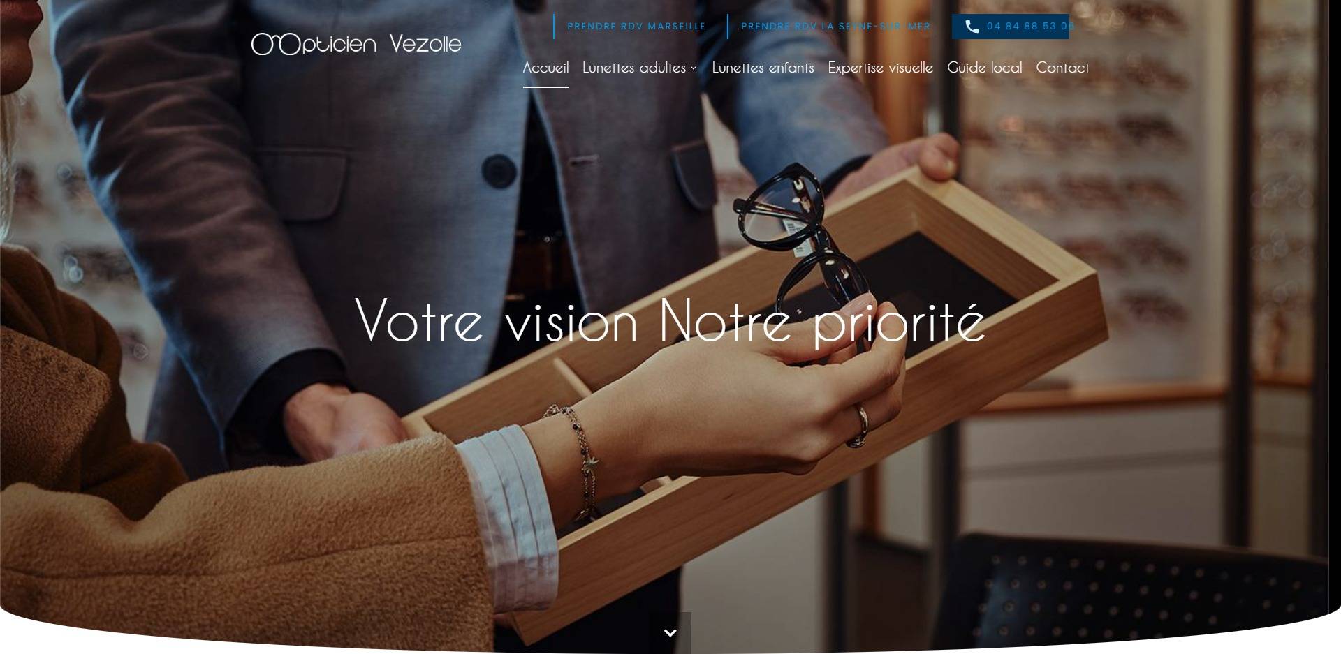 Magasin d'optique pour acheter des Lunettes anti-lumière bleue iconiques à Marseille - Les Opticien Vezolle