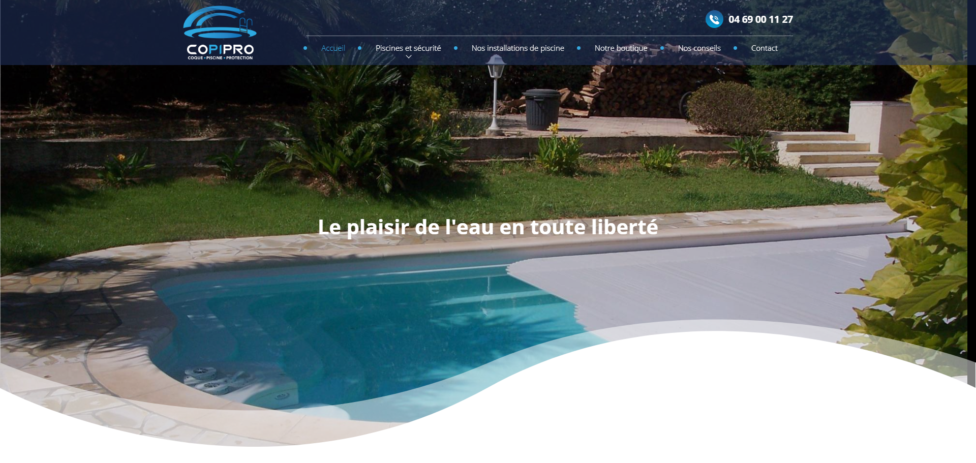 Vous souhaitez faire installer une piscine à coque pas cher design et modulable à Toulon ? Copipro 