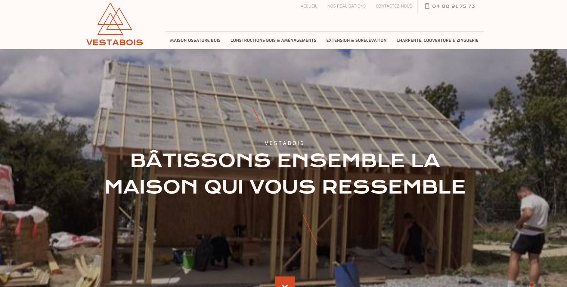 Constructeur de maison en bois 