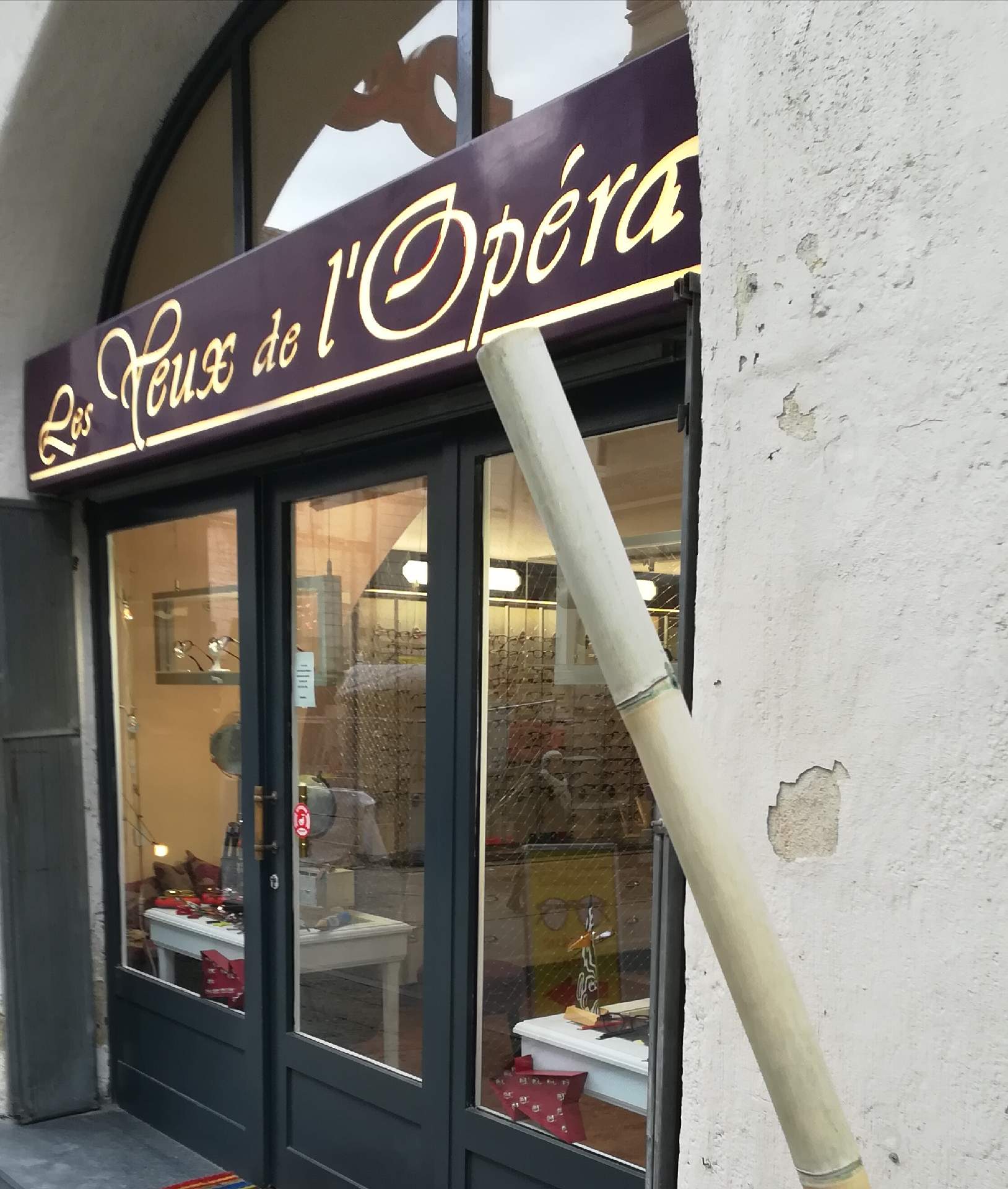 Opticien pour vente de lunettes sur-mesure ou de créateur Montpellier Les yeux de l'opéra