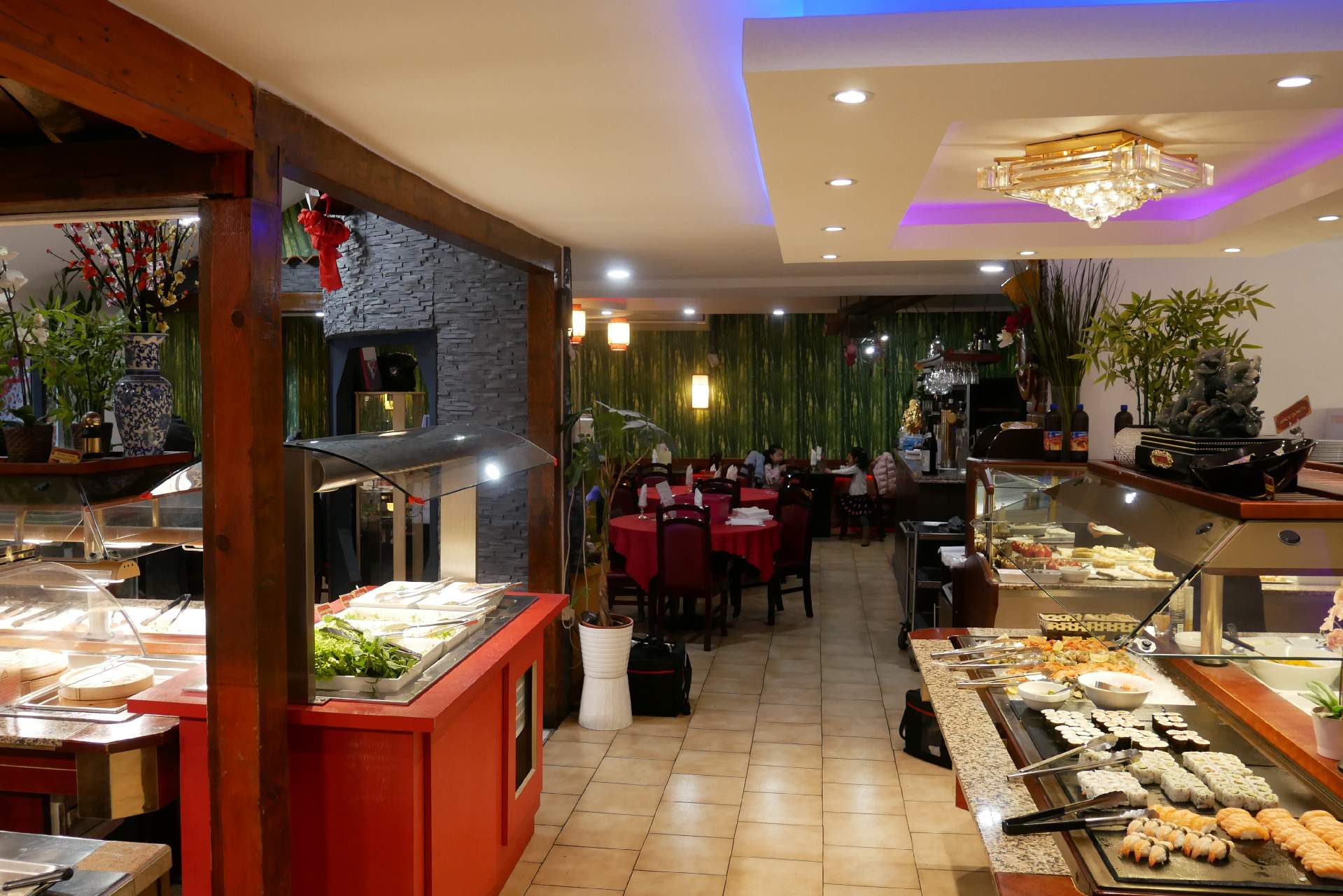 Buffet et wok à volonté Aubagne Le Pacifique restaurant asiatique