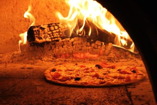 Bois de chauffage pour four à pizza LYON EURL Stéphane Aucourt