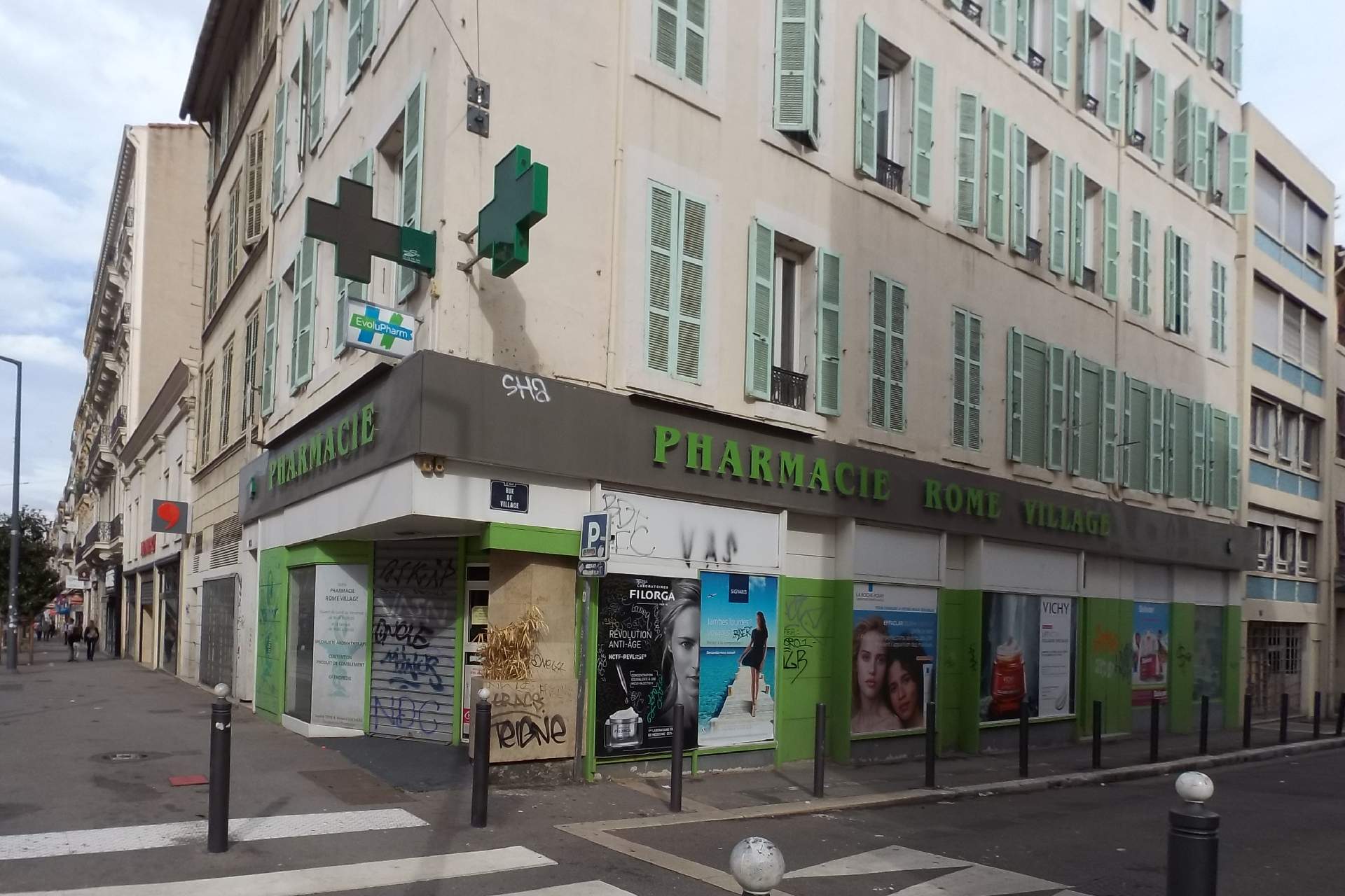 Médicament et ordonnance 13006 Marseille Pharmacie Rome Village