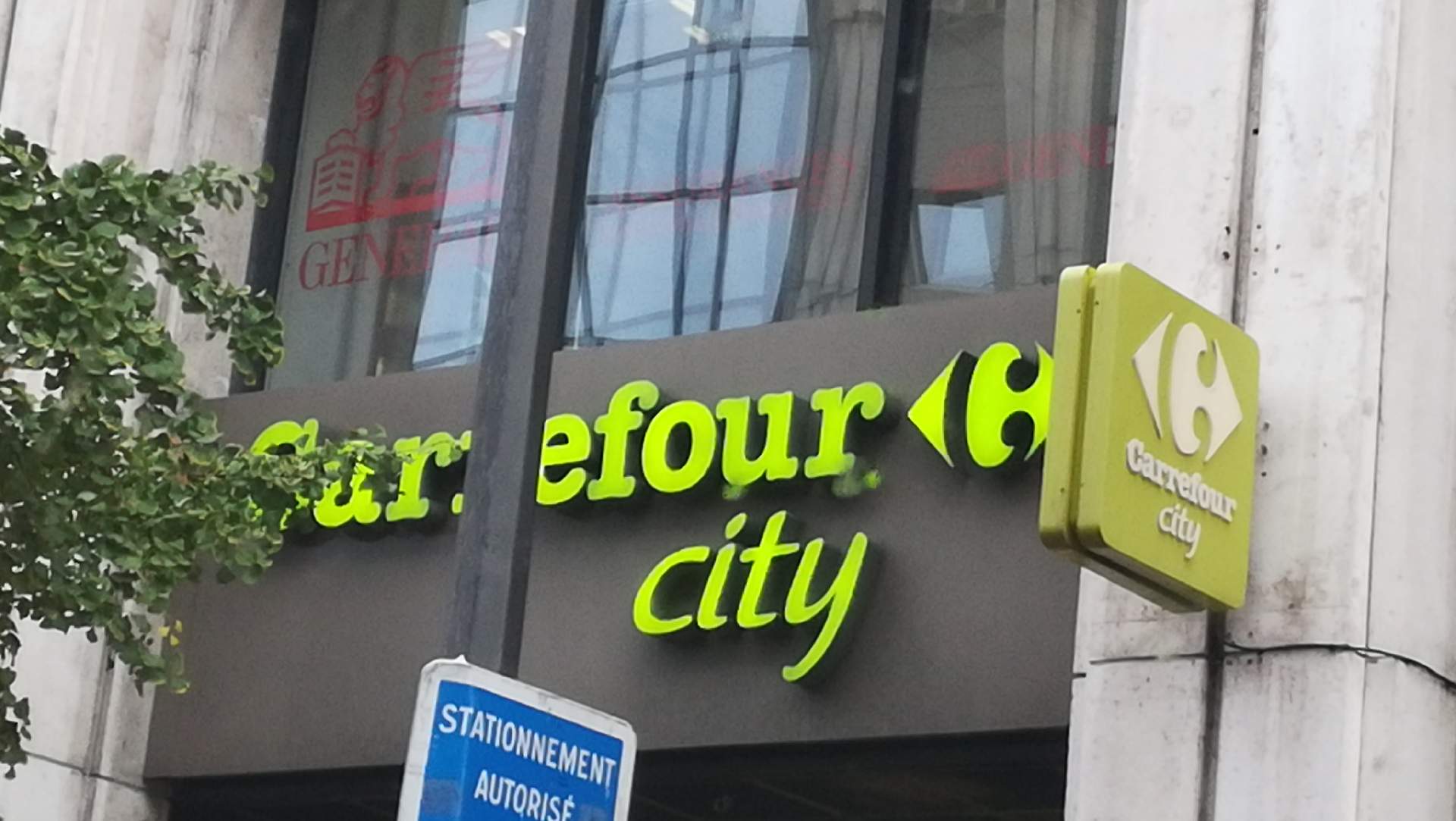 supermarché marseille 13008 Carrefour City