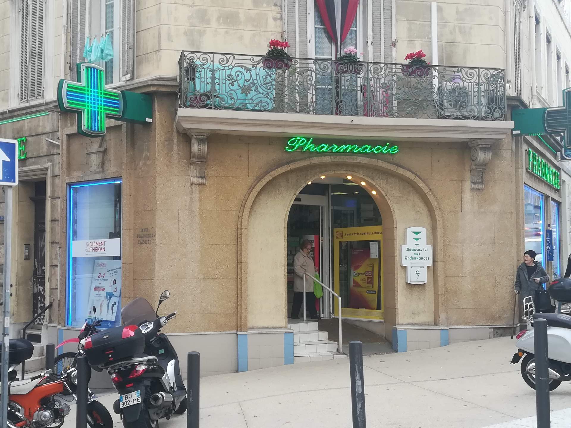 parapharmacie pas chère marseille 13007 pharmacie Buresi