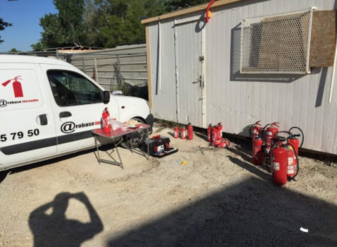 Vérification et vente de matériel incendie avec formation Fos sur Mer proche Martigues Arobase Incendie