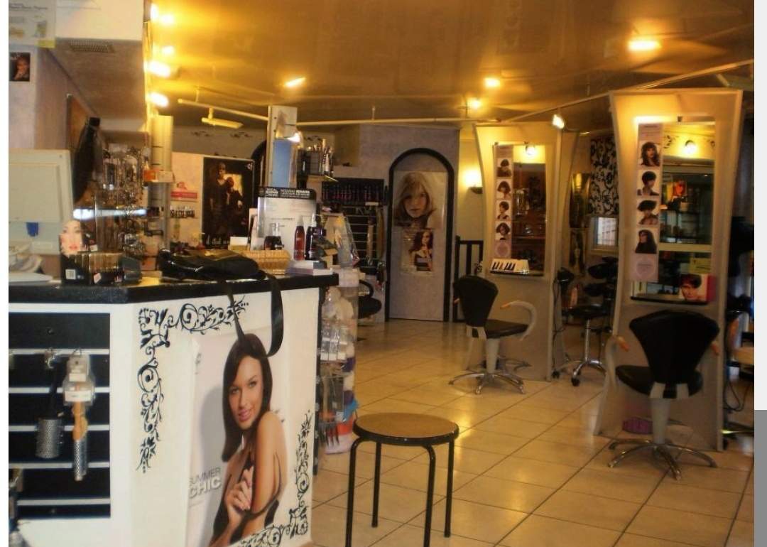 Salon de coiffure avec visagisme pour femmes Martigues proche Port de Bouc Coiffure S