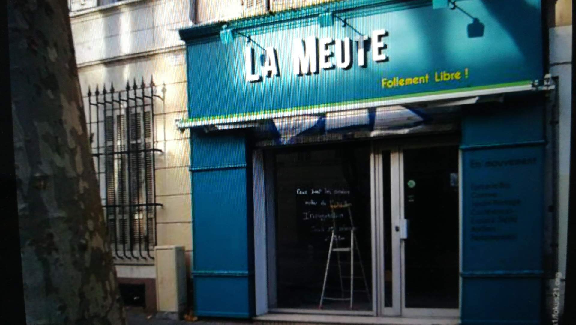 Épicerie et cantine bio Marseille chave La meute