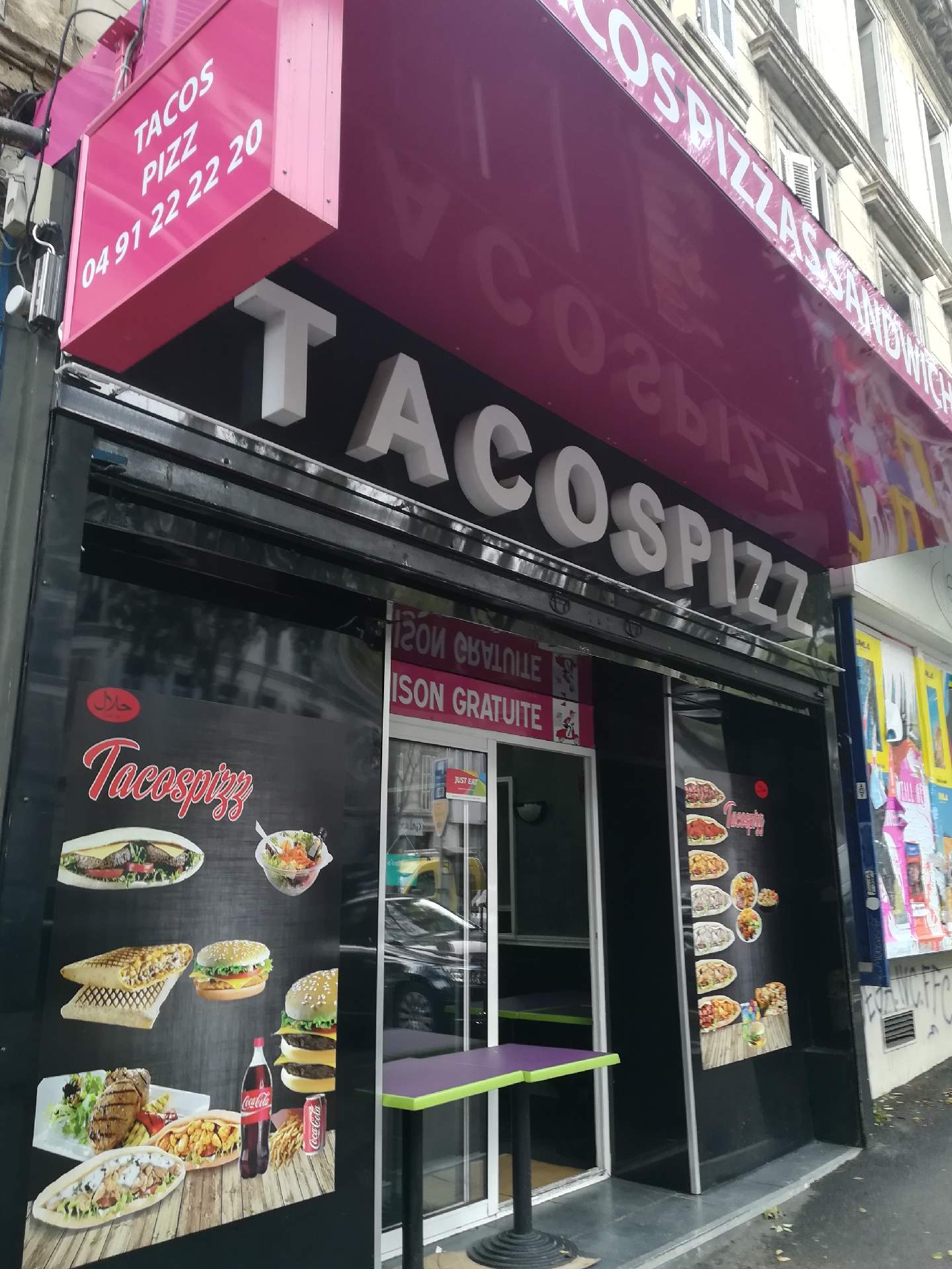 se faire livrer des tacos à domicile Marseille centre Tacos pizz