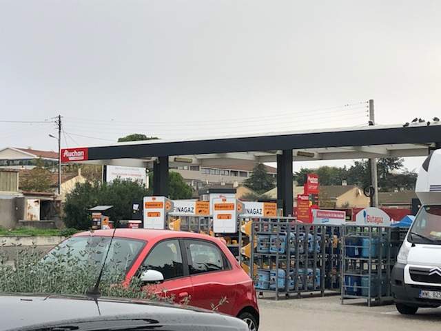 station-service Marseille 13012 Auchan
