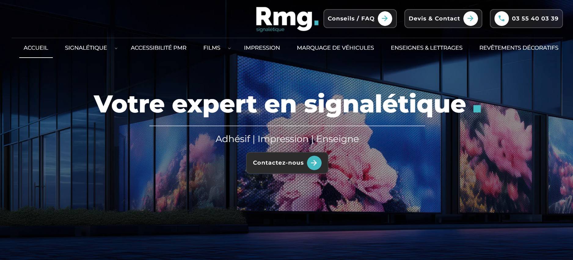 Fabrication et installation de plaque de porte en verre pour la signalétique à Strasbourg - RMG Signalétique