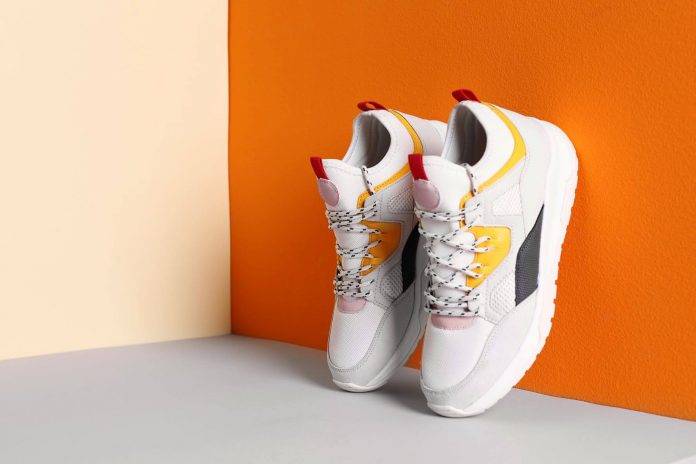 Où acheter des chaussures tendances pour femme et homme à Maule près de Mantes-la-Jolie ? 