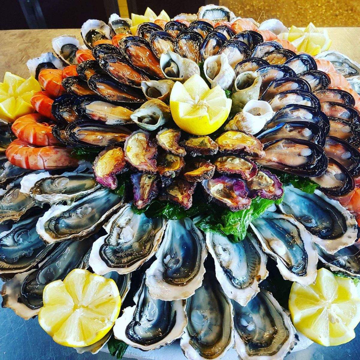 Plateaux de coquillages et fruits de mer Marseille mazargues Coquillages Claude