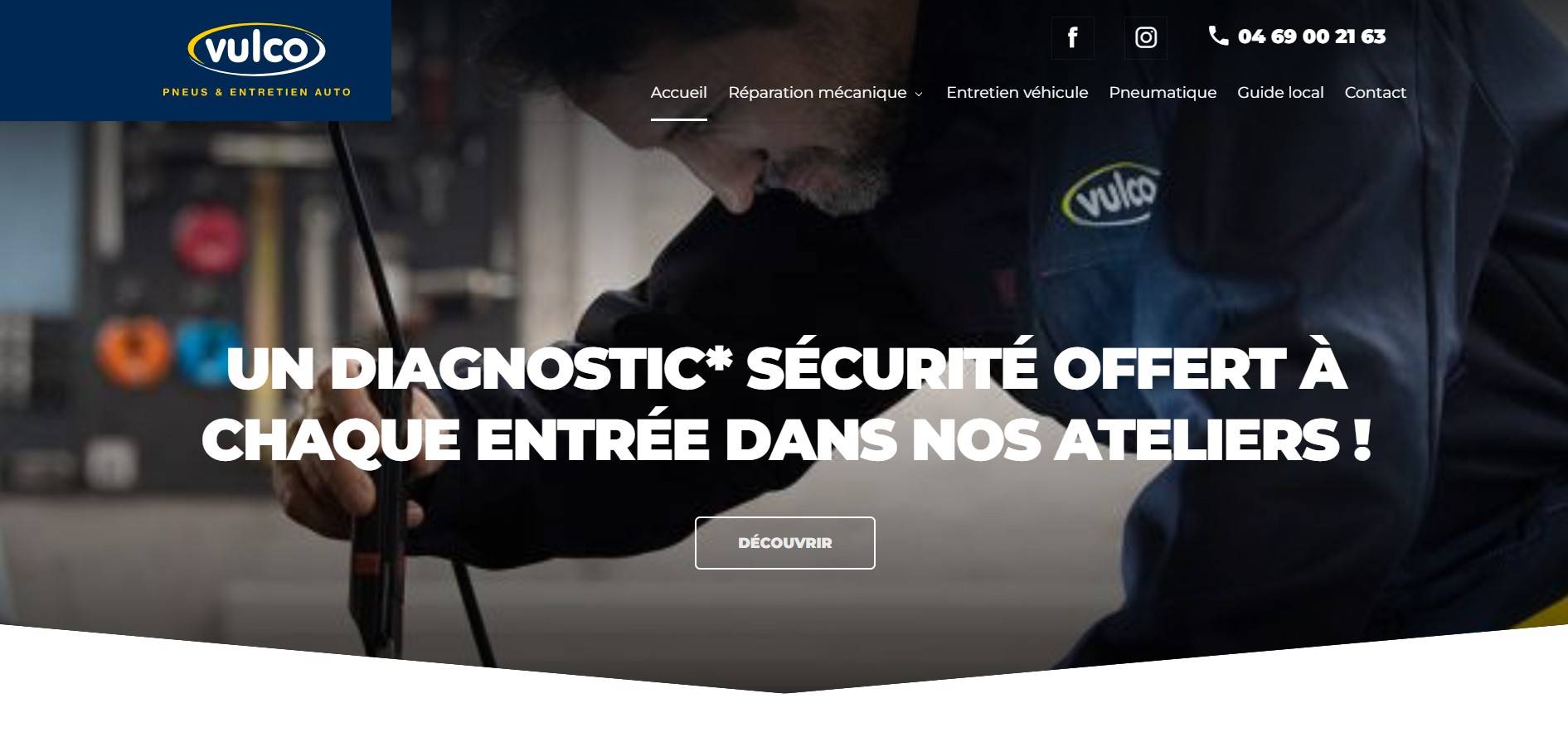 garage autou ouvert à proximité de 