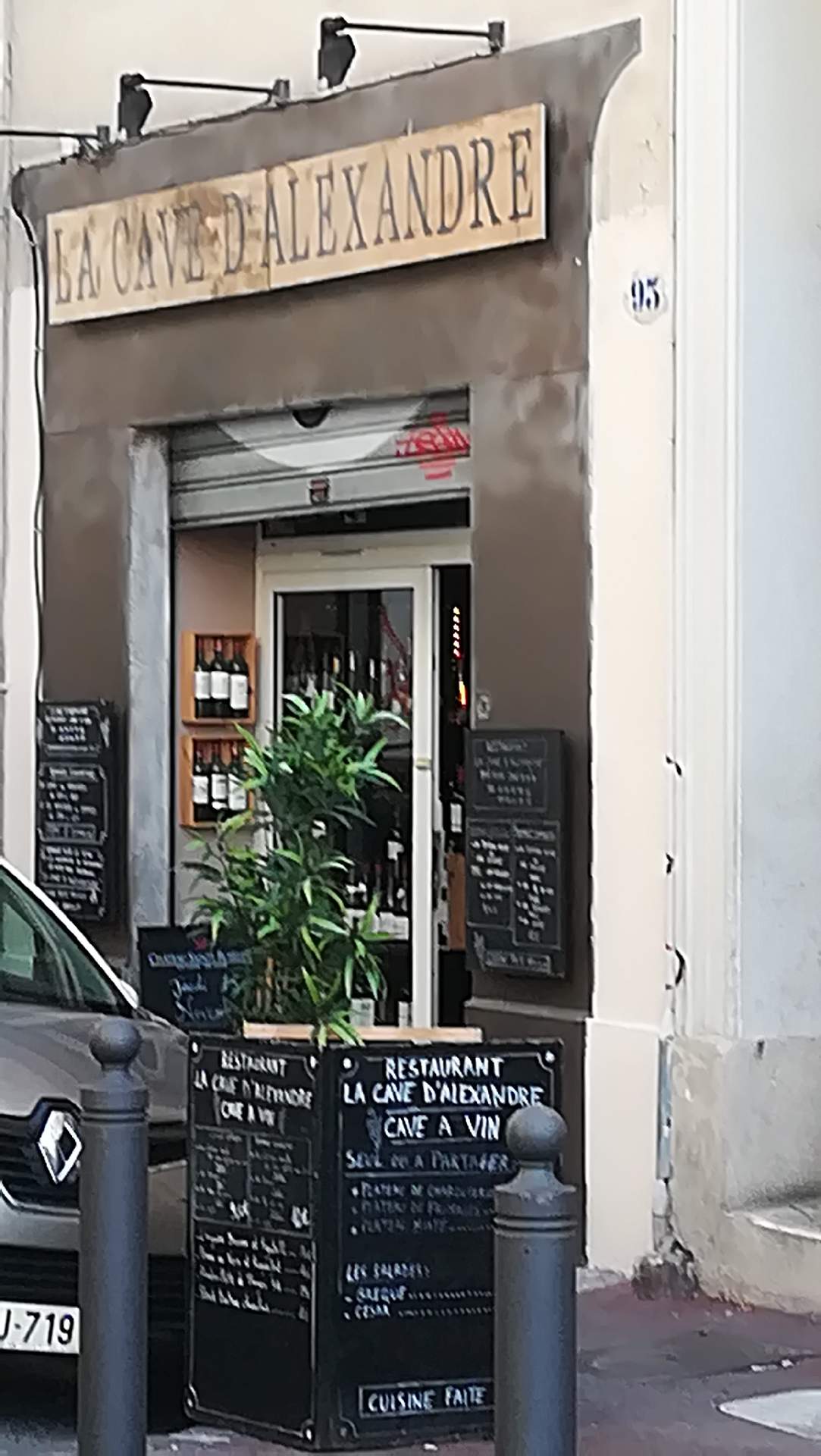 Bar à vin, restaurant Marseille La cave Alexandre